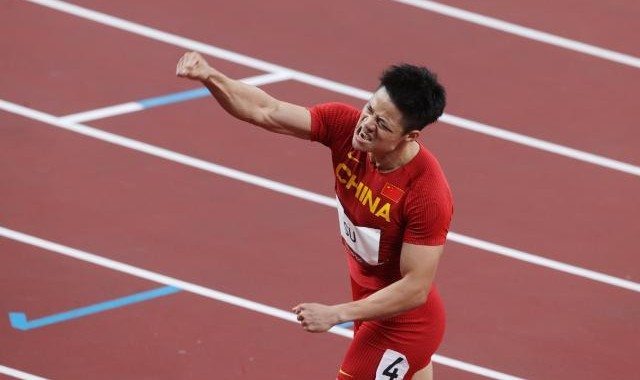 星空体育app-【前线手记】请铭记这个夜晚 苏炳添颠覆黄种人极限