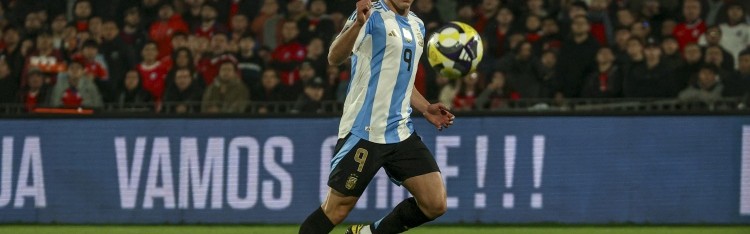 xingkong.com-阿媒谈阿尔瓦雷斯：阿根廷目前表现最好的球员之一，世界杯无忧